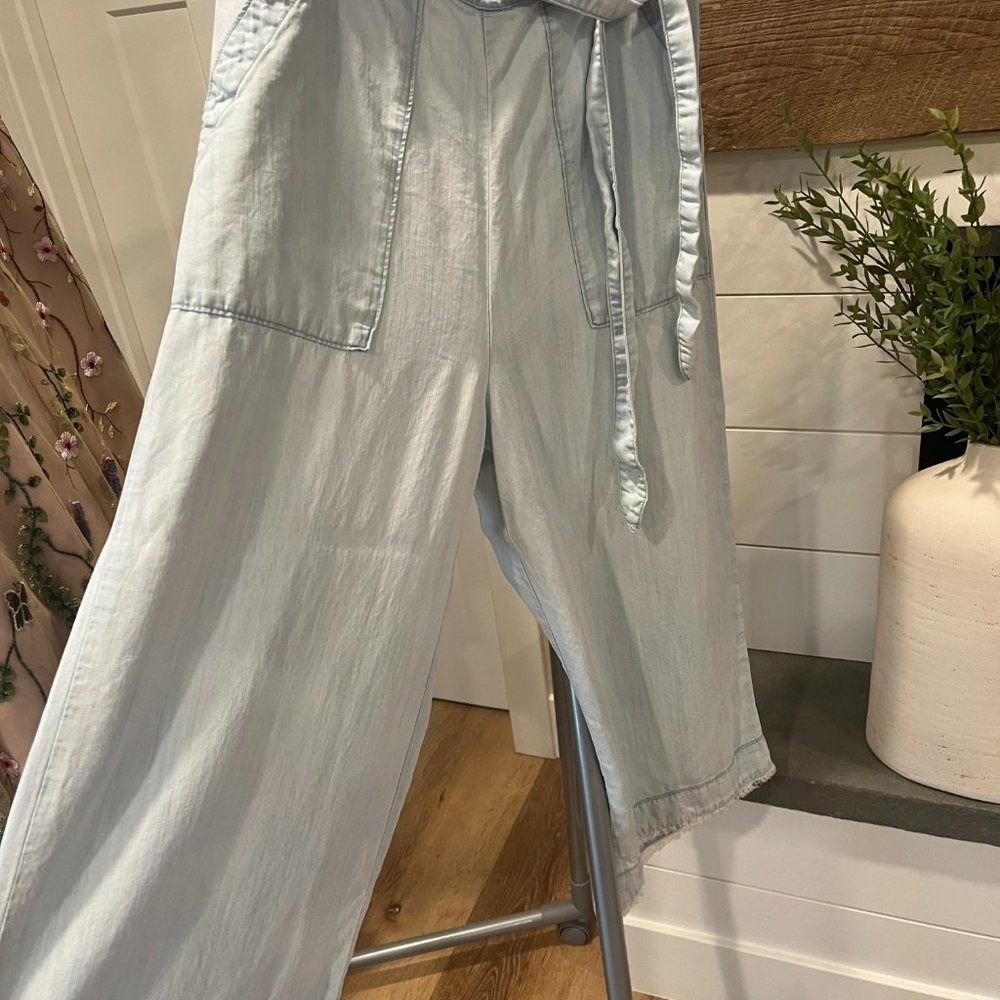 Cloth & Stone Wide Leg Frayed Hem Pants